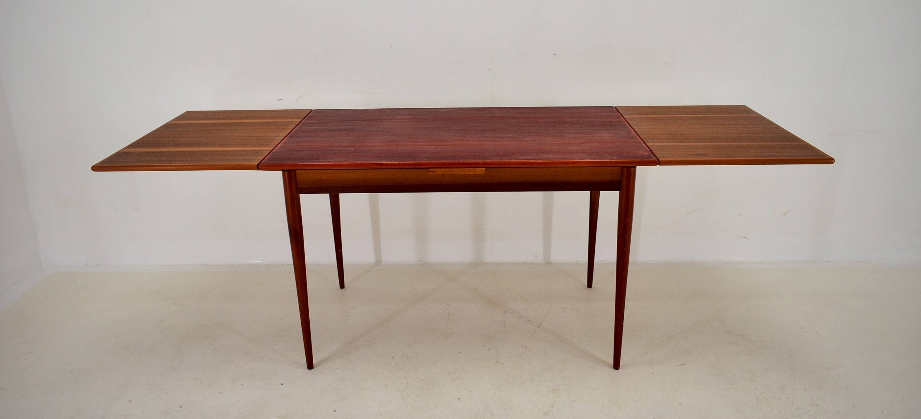 1960s Mahogany Dining Table, Czechoslovakia