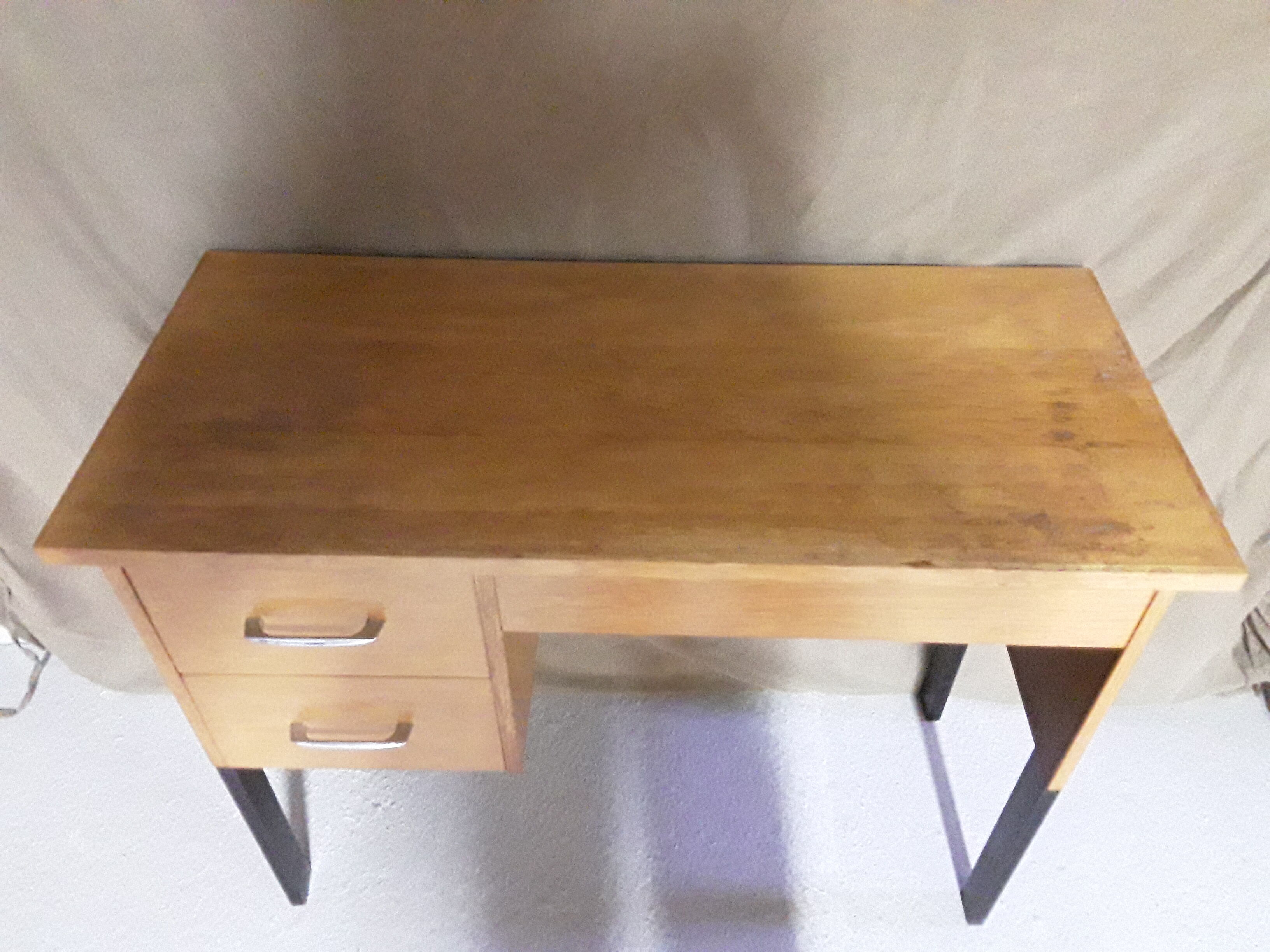 Vintage style modernist office