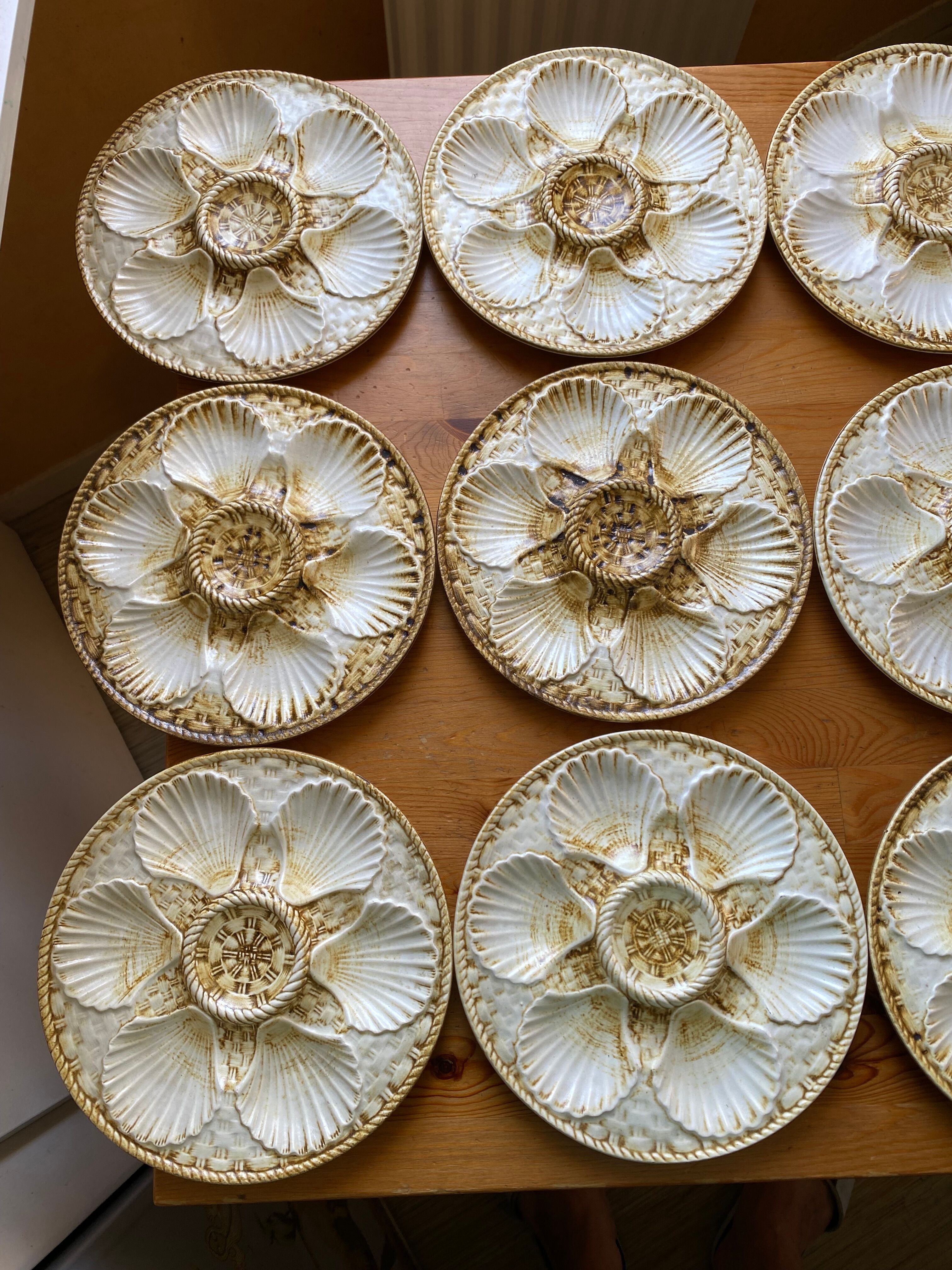 Oyster service Longchamp 12 plates + 1 dish
