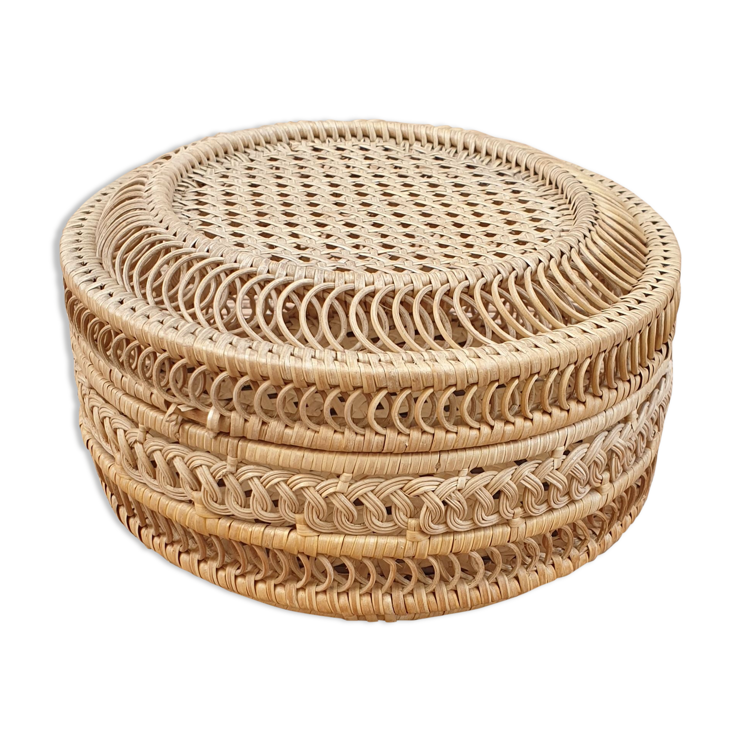 Braided rattan candy box