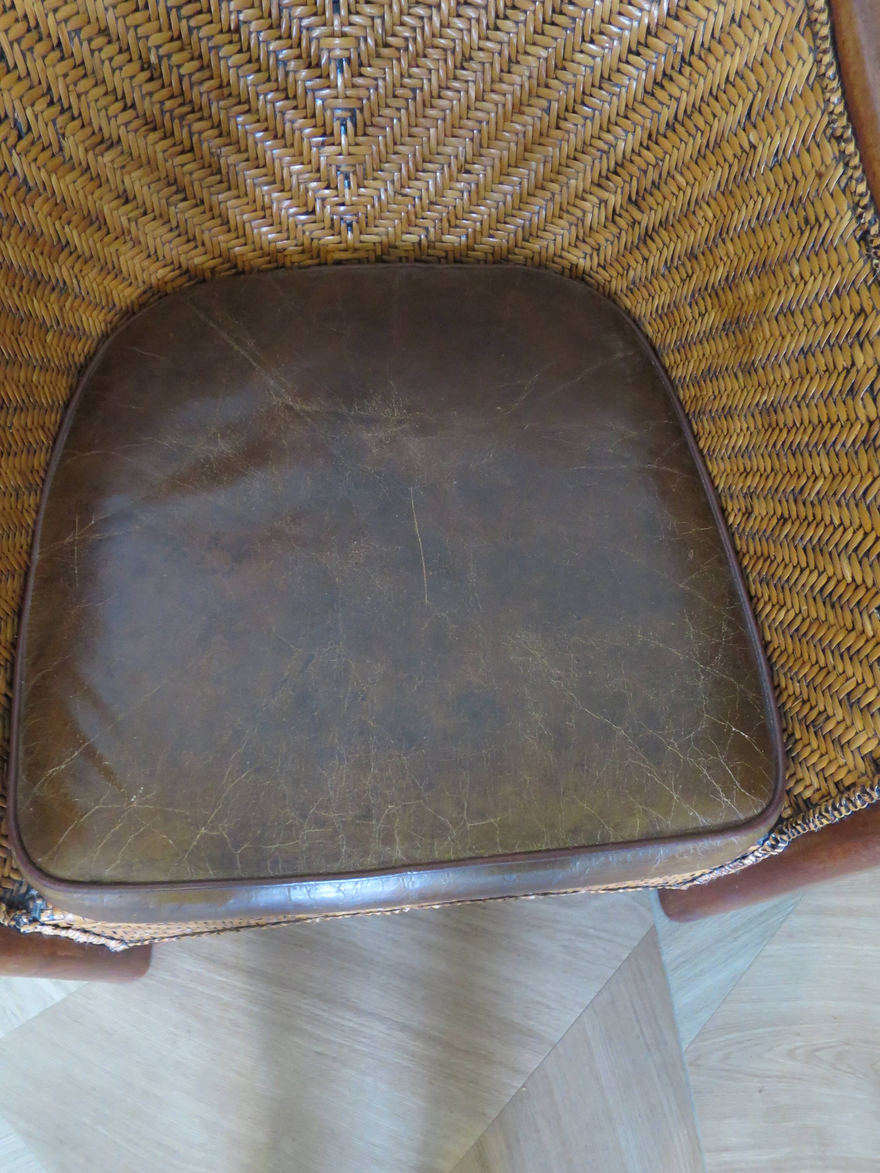 Fauteuil Style Colonial-Rotin tressé-Vintage-coussin simili cuir