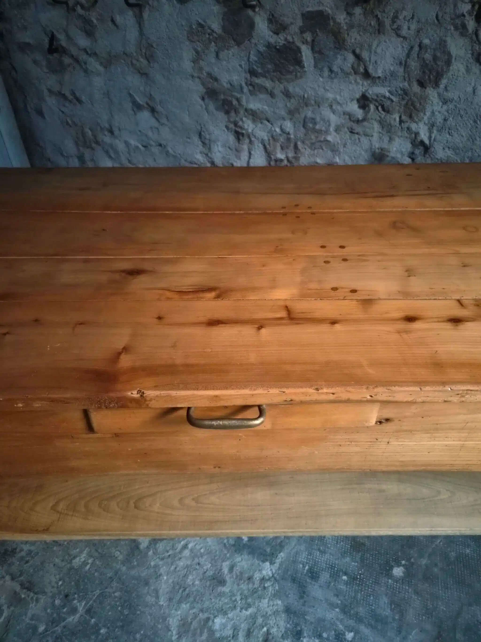 Îlot de cuisine ancien en bois de cerisier avec 3 tiroirs
