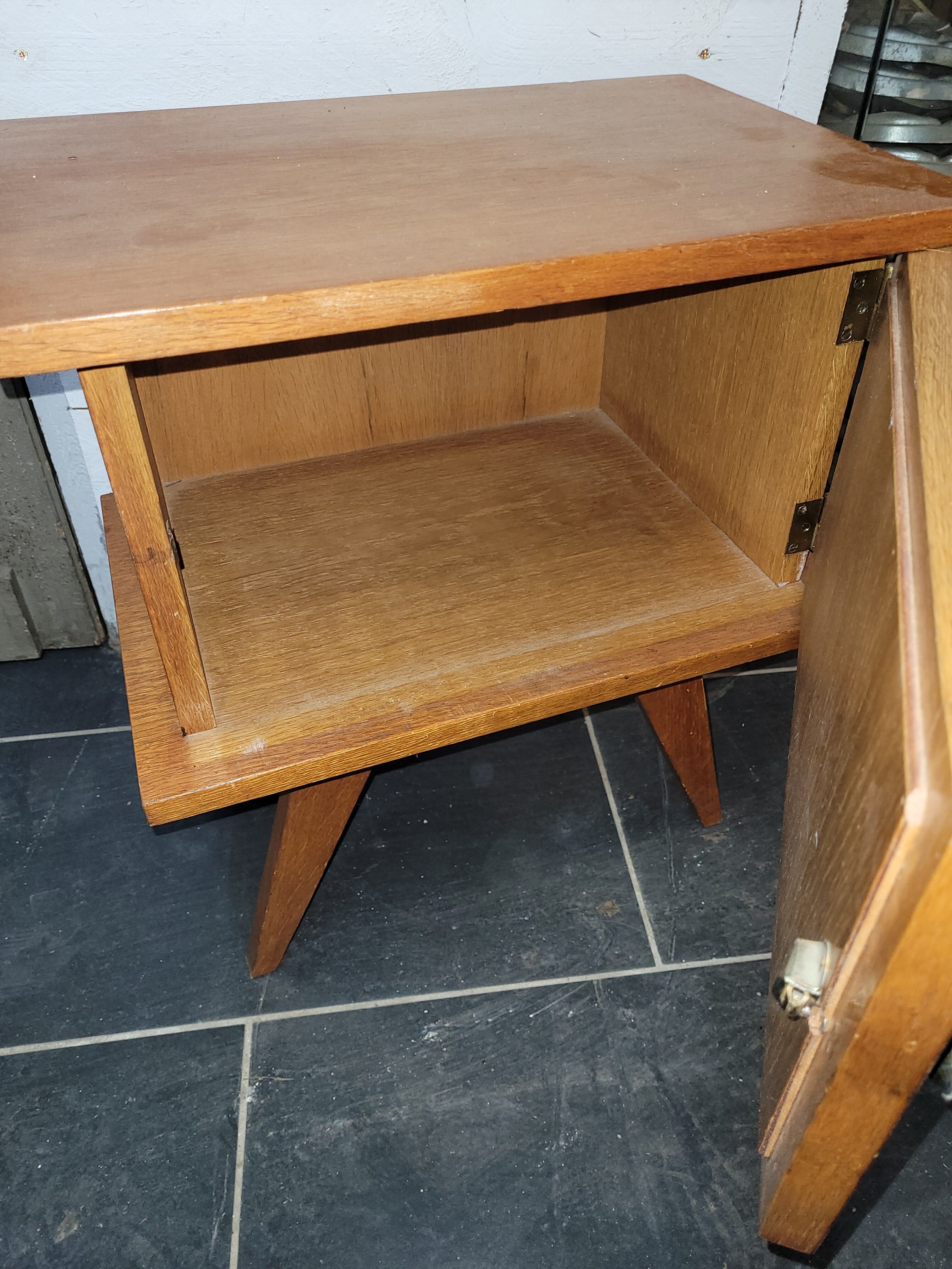 Table de chevet en rotin