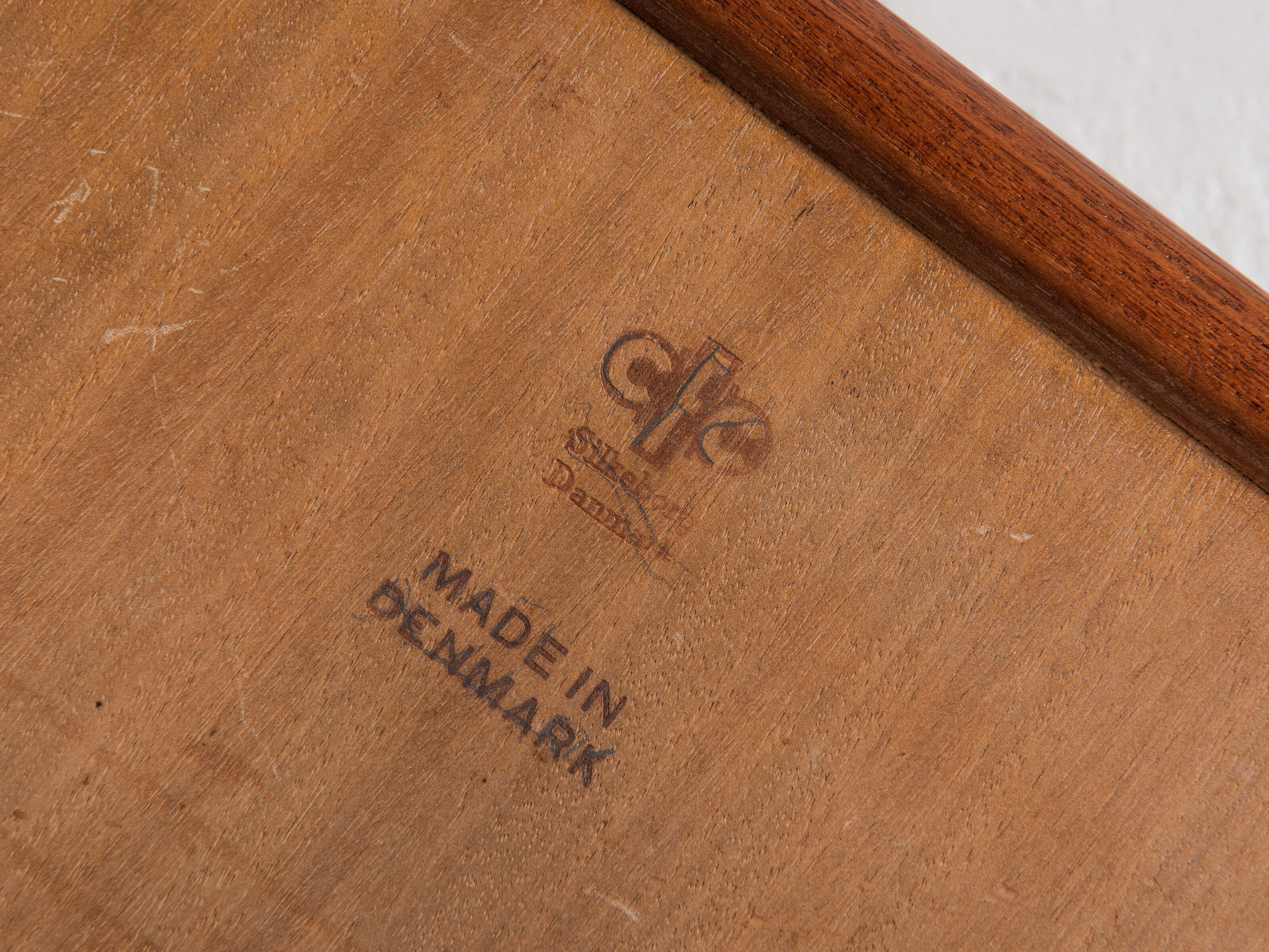 Midcentury danish smile coffee table in teak by johannes andersen for silkeborg 1950s