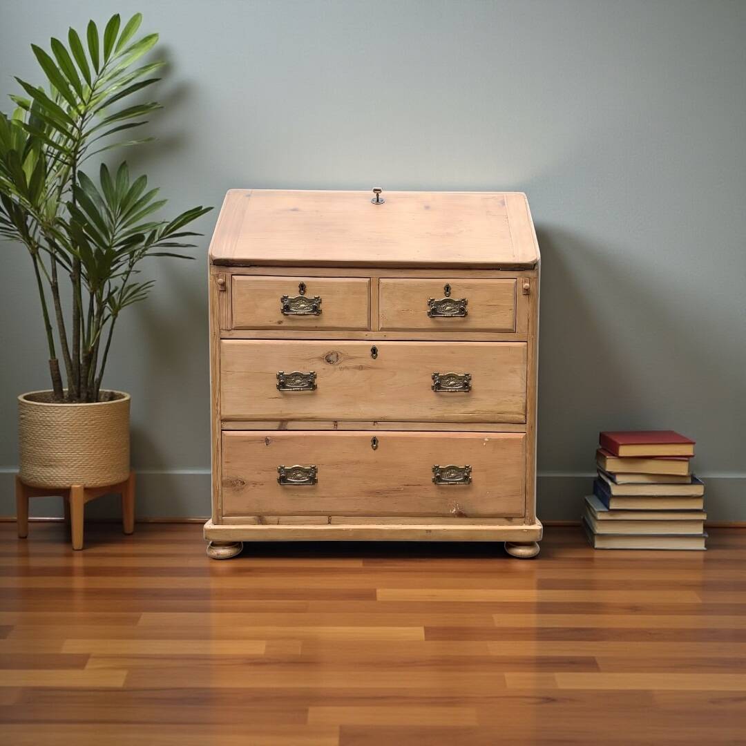 Commode, English slant-front desk, 19th century.