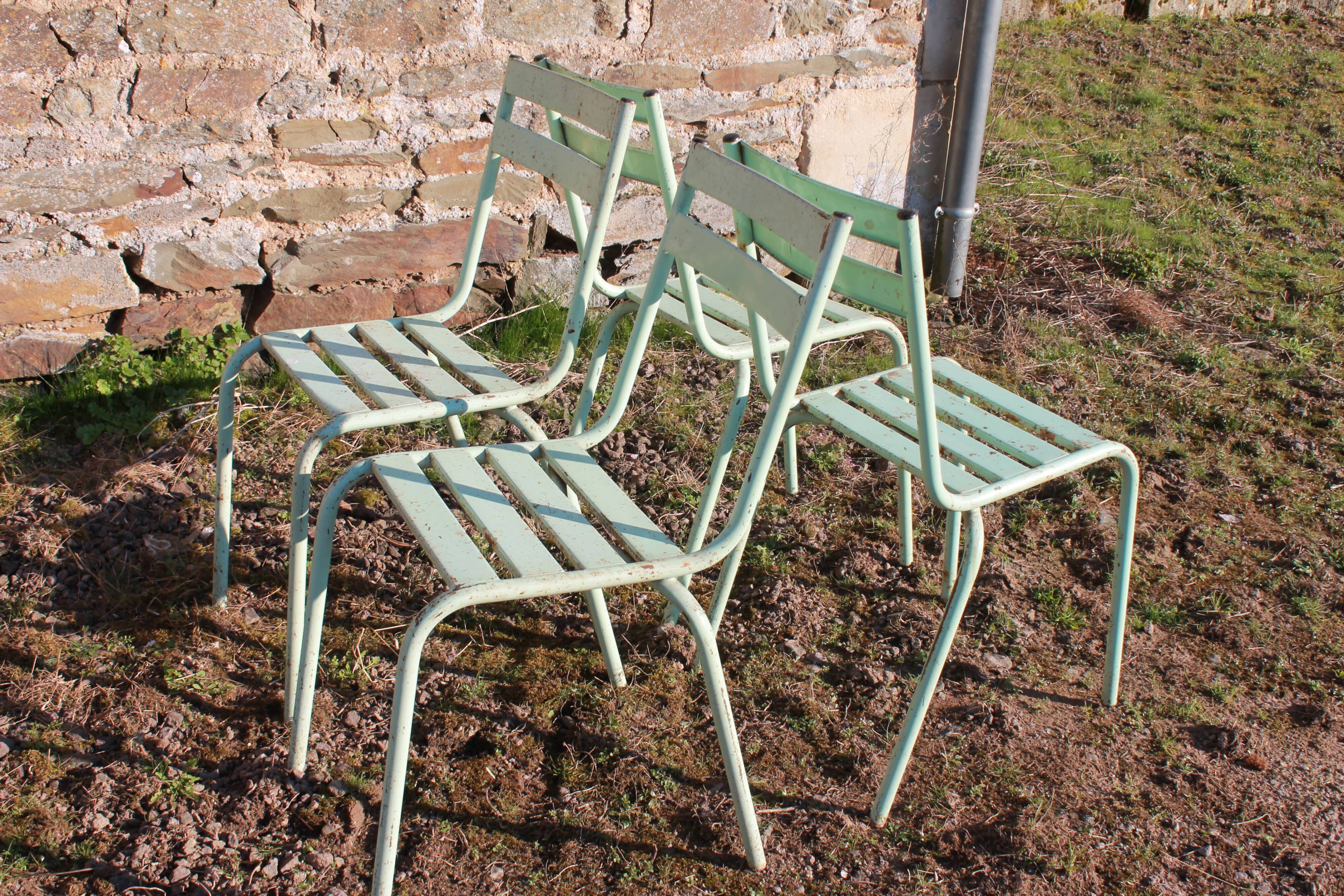 Lot of 4 chairs art-prog metal