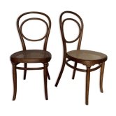 Paire de chaises Thonet modèle n° 10 des années 1890 en  bois courbé