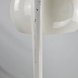 Lampadaire en métal blanc et plastique style futuriste