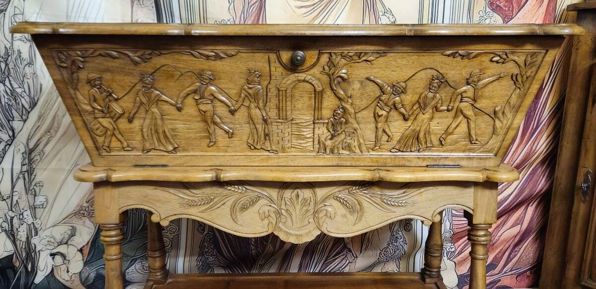 Bread trough / carved walnut – animated scene decoration – early 20th century