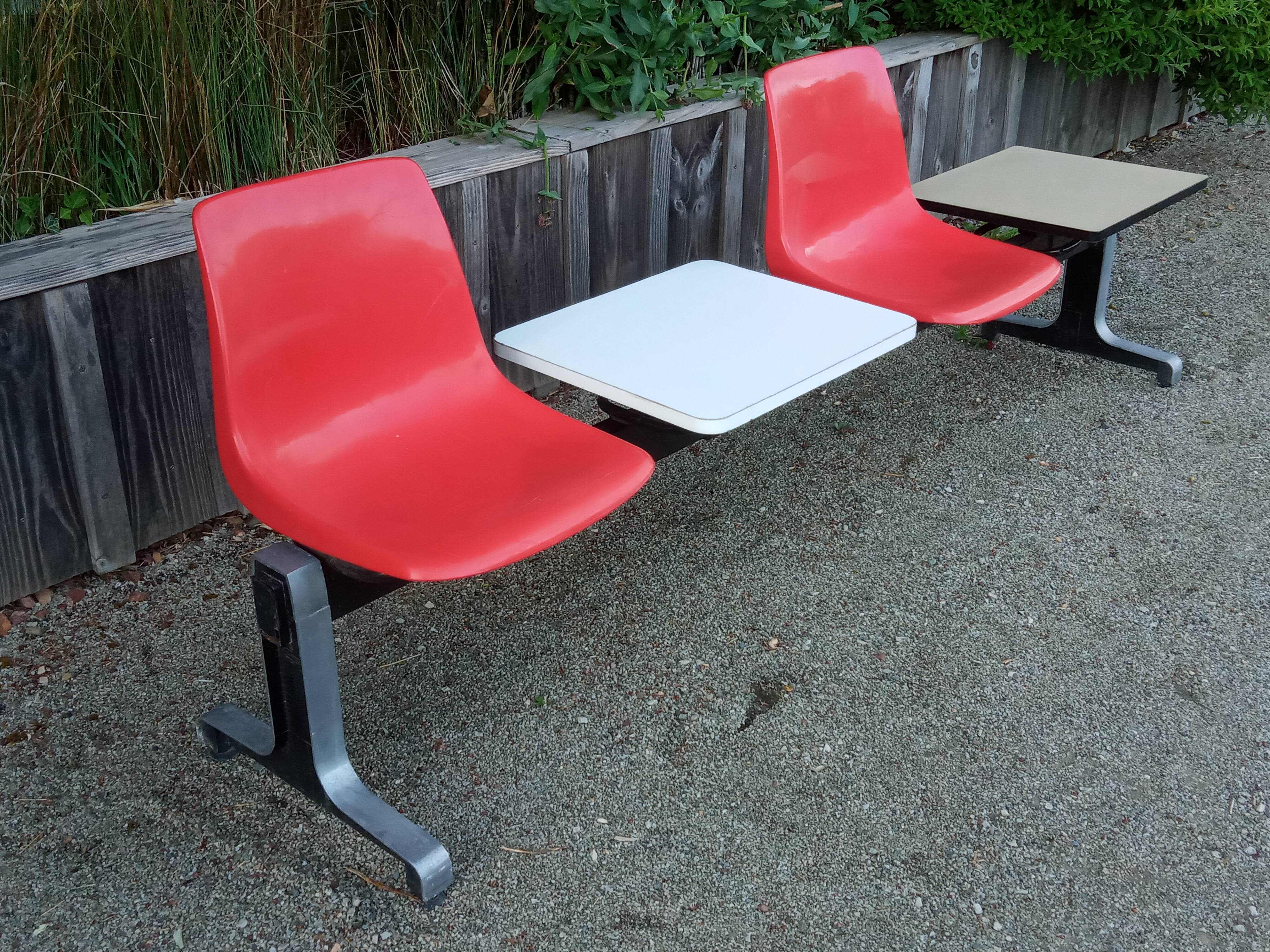 Grofillex waiting room bench