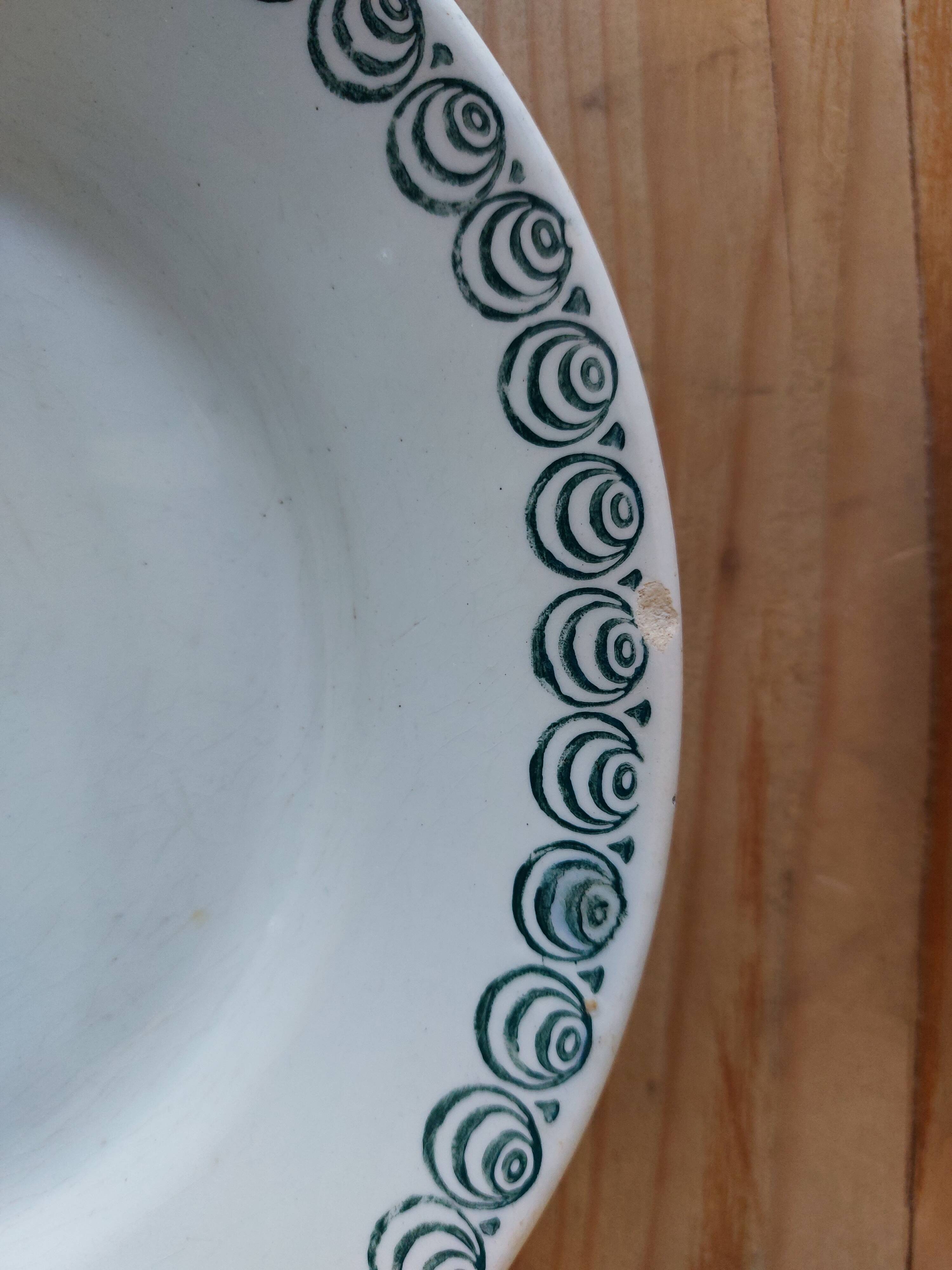 Lot de 6 assiettes terre de fer dépareillées tons bleus verts