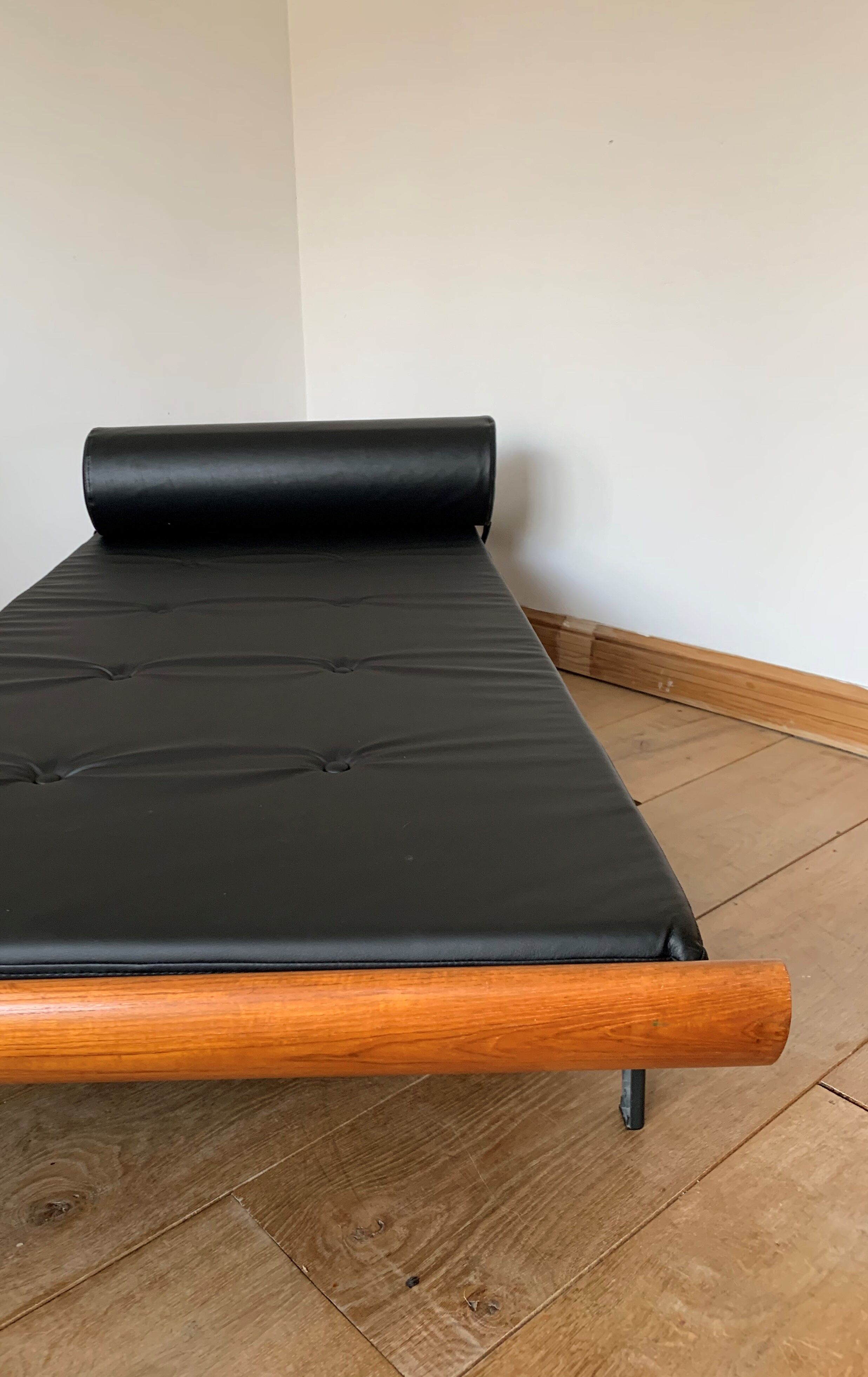 Cleopatra Day Bed By Andre Cordemeyer For Auping