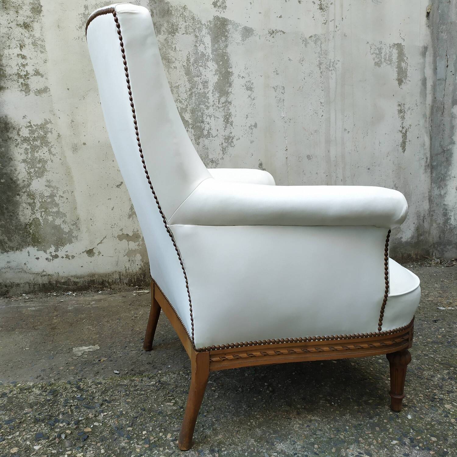 Paire de fauteuils Louis XVI
