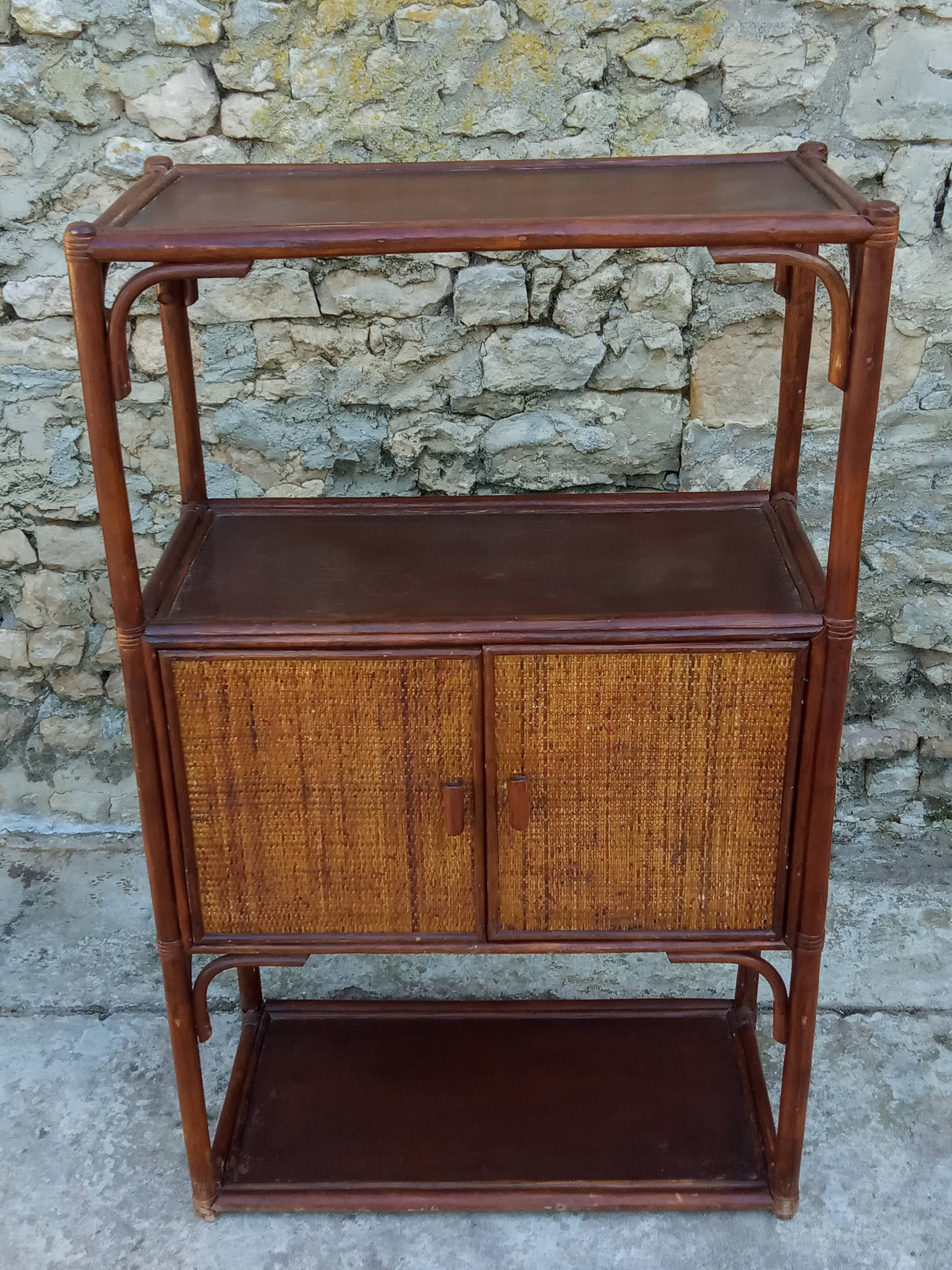 Furniture in rattan 70s