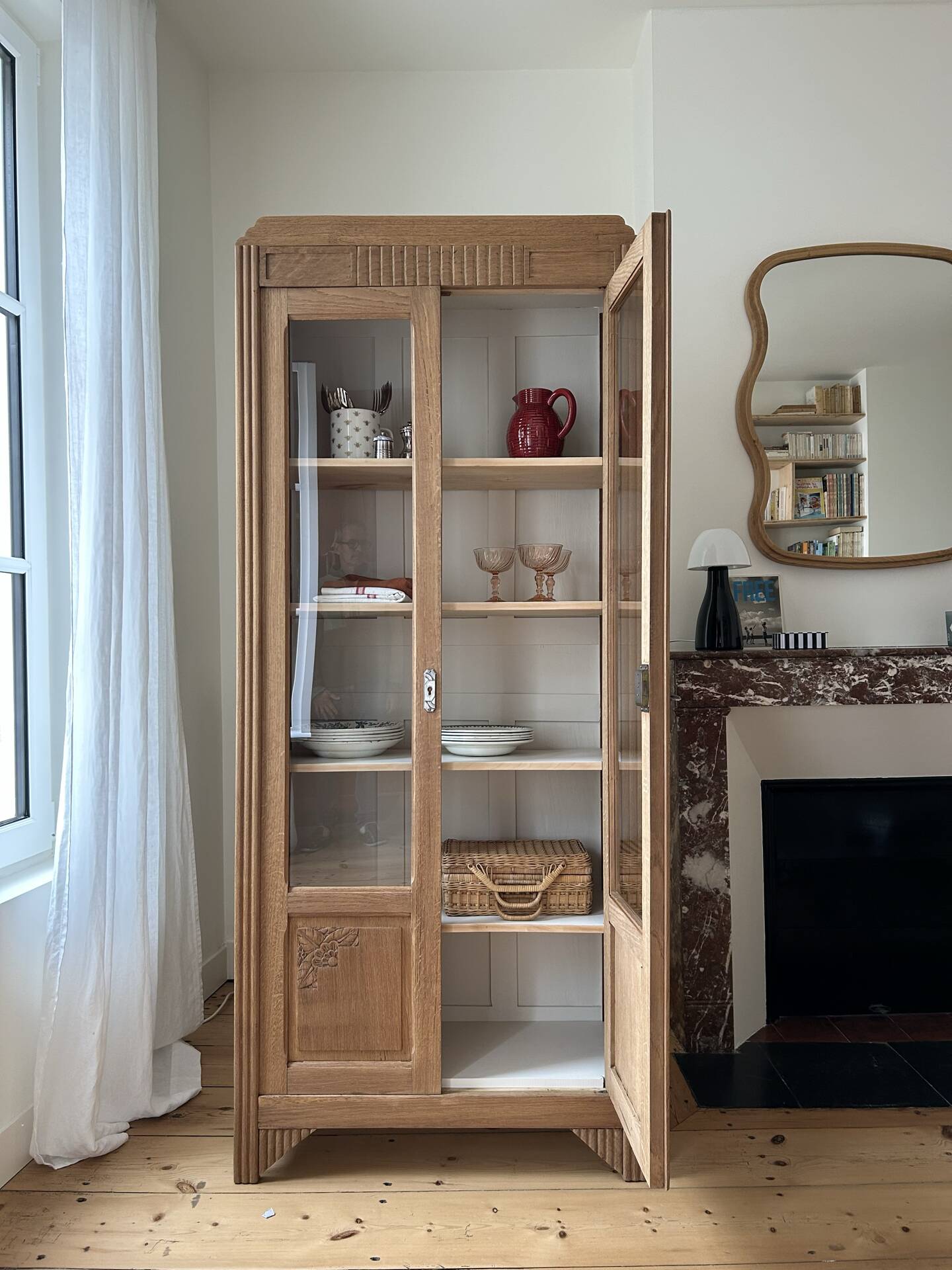 Art Deco glass cabinet (renovated)
