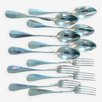 Cutlery for 11 place settings