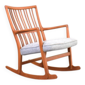 Rocking Chair ML33 by Hans J. Wegner for A/S Mikael Laursen, 1950s.