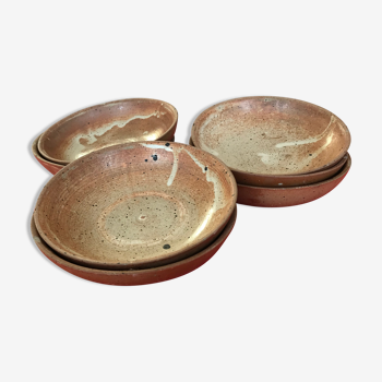 Batch soup plates in sandstone