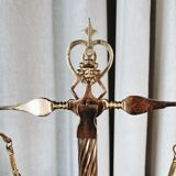 Empire style apothecary scale