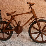 Vélo en bois de teck