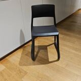 Vitra meeting chair - Tipton model