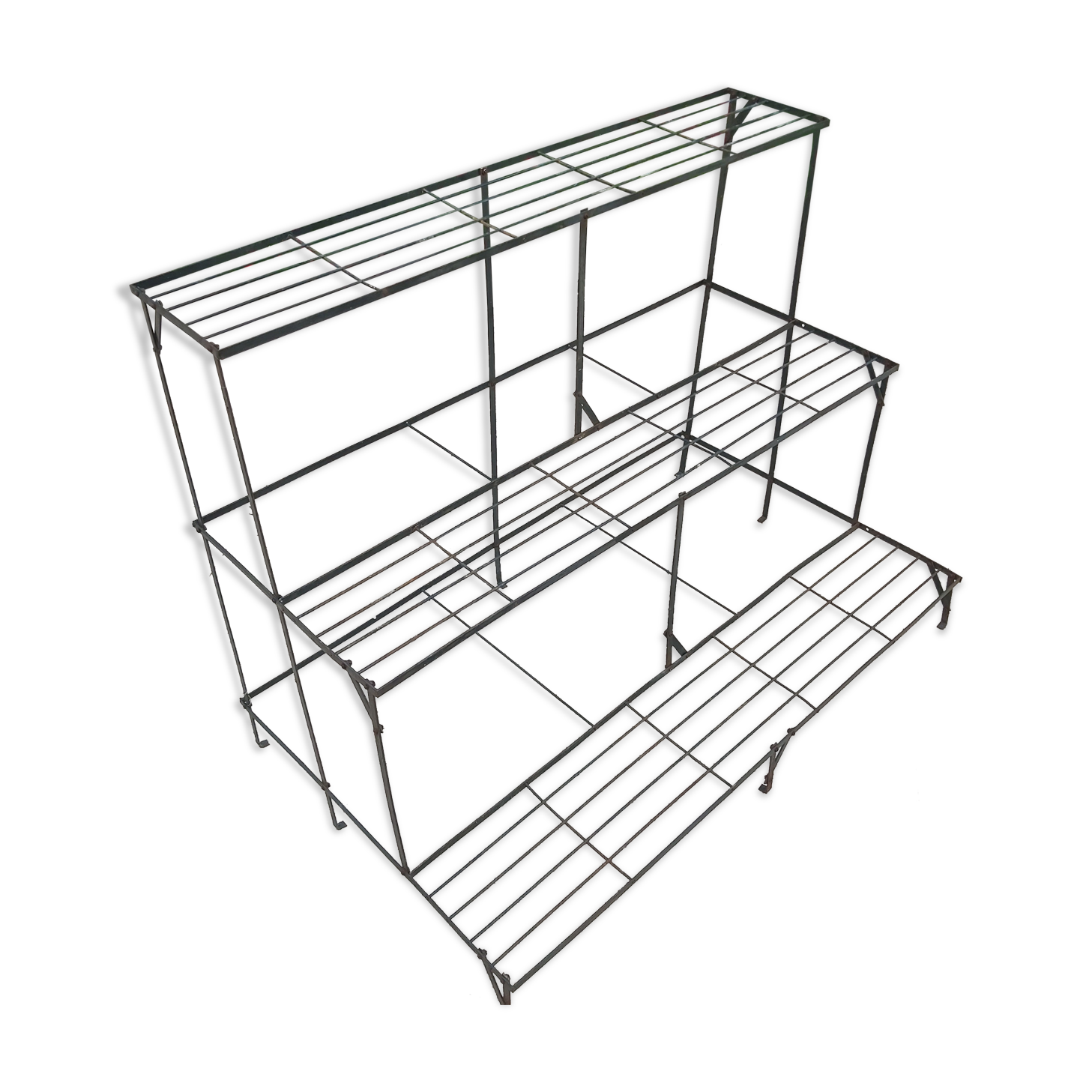 Iron plant holder