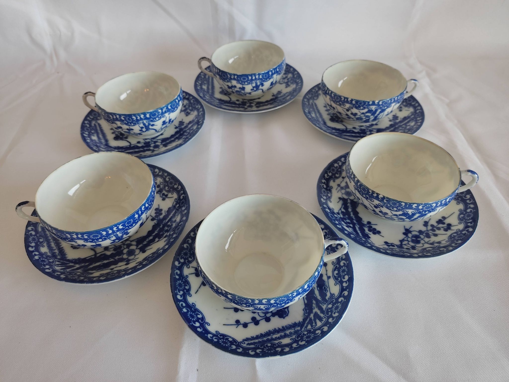 Service à café décor japonisant