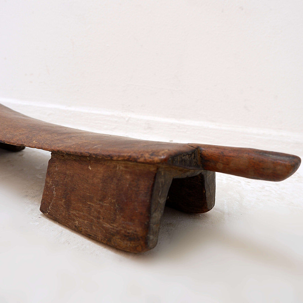 Tabouret ou appui-tête en bois sculpté - Afrique, 20ème siècle