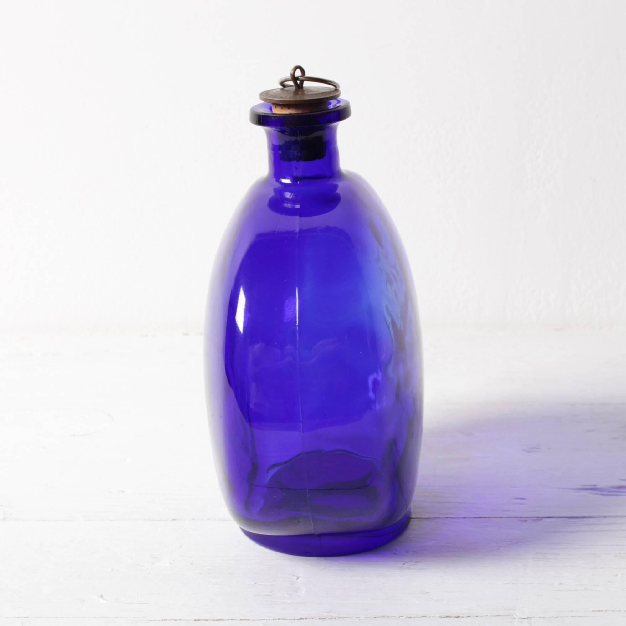 Mid-century Glass Bottle with Coin Cork / Ruda Glasbruk / Sweden / 1970s