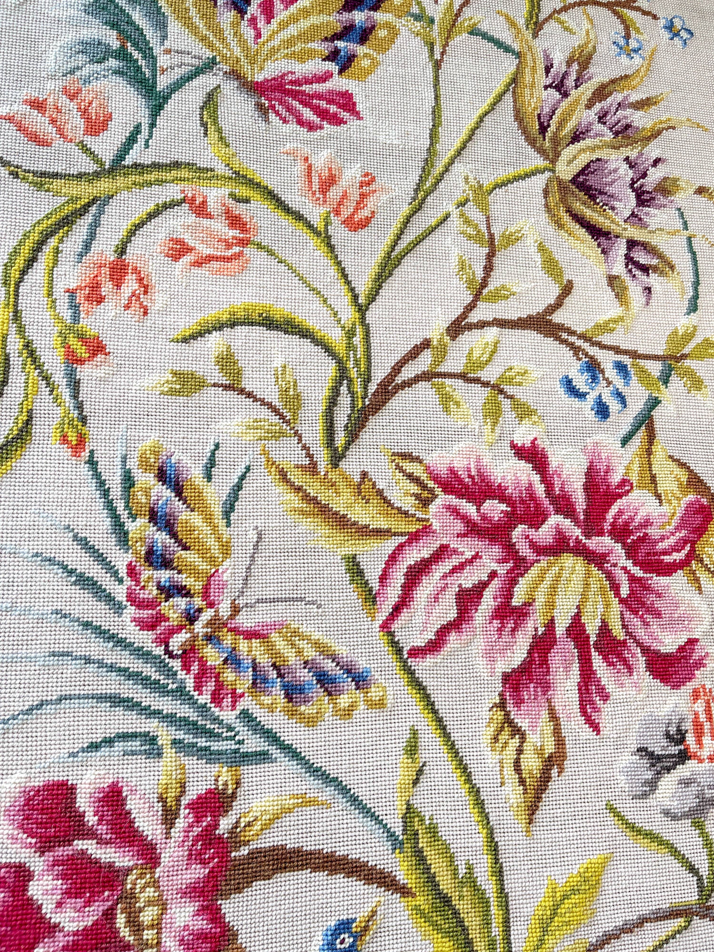 Vintage Floral Canvas Tapestry - Retro Wall Hanging Embroidery