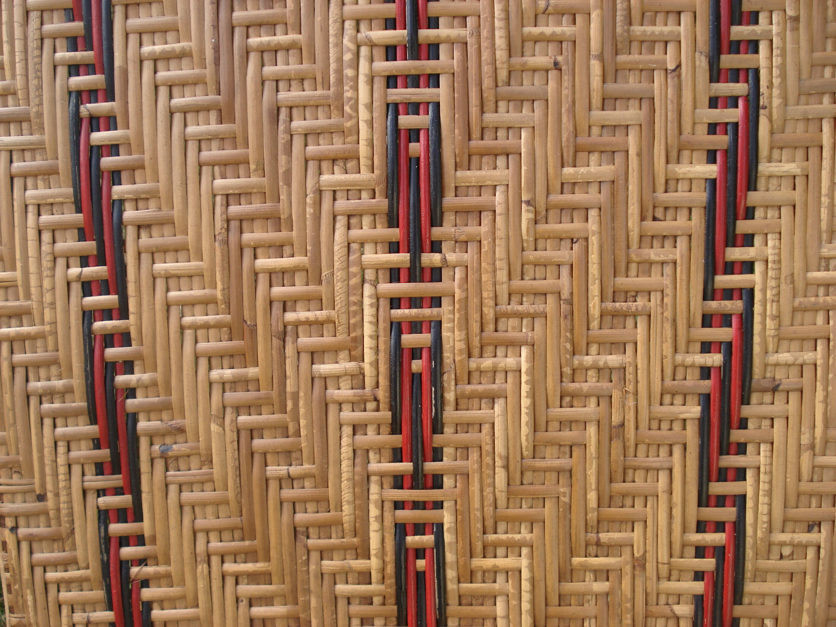 Vintage rattan chaise longue 1950