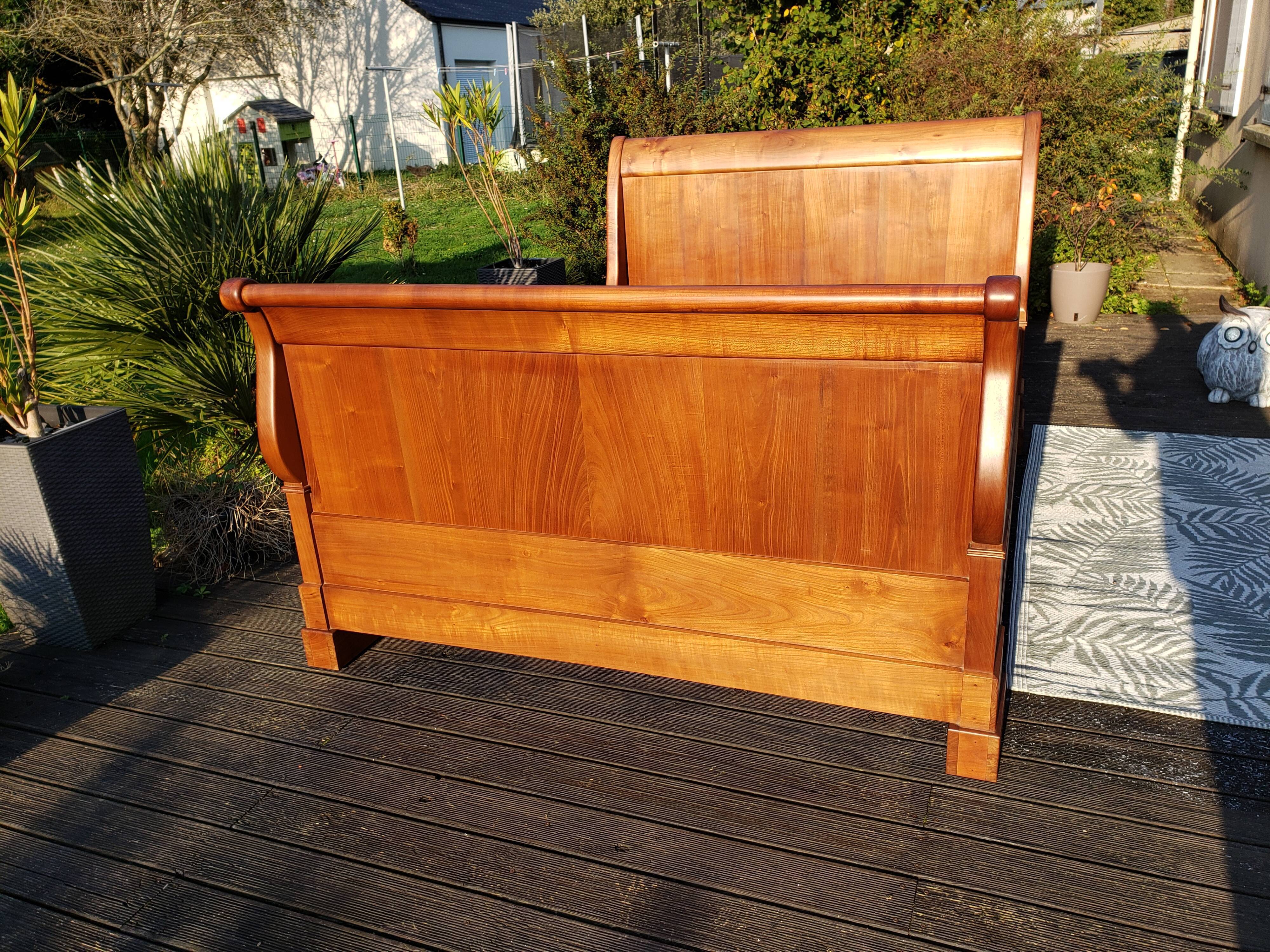 19th century walnut roller boat bed