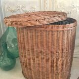 Wicker laundry basket