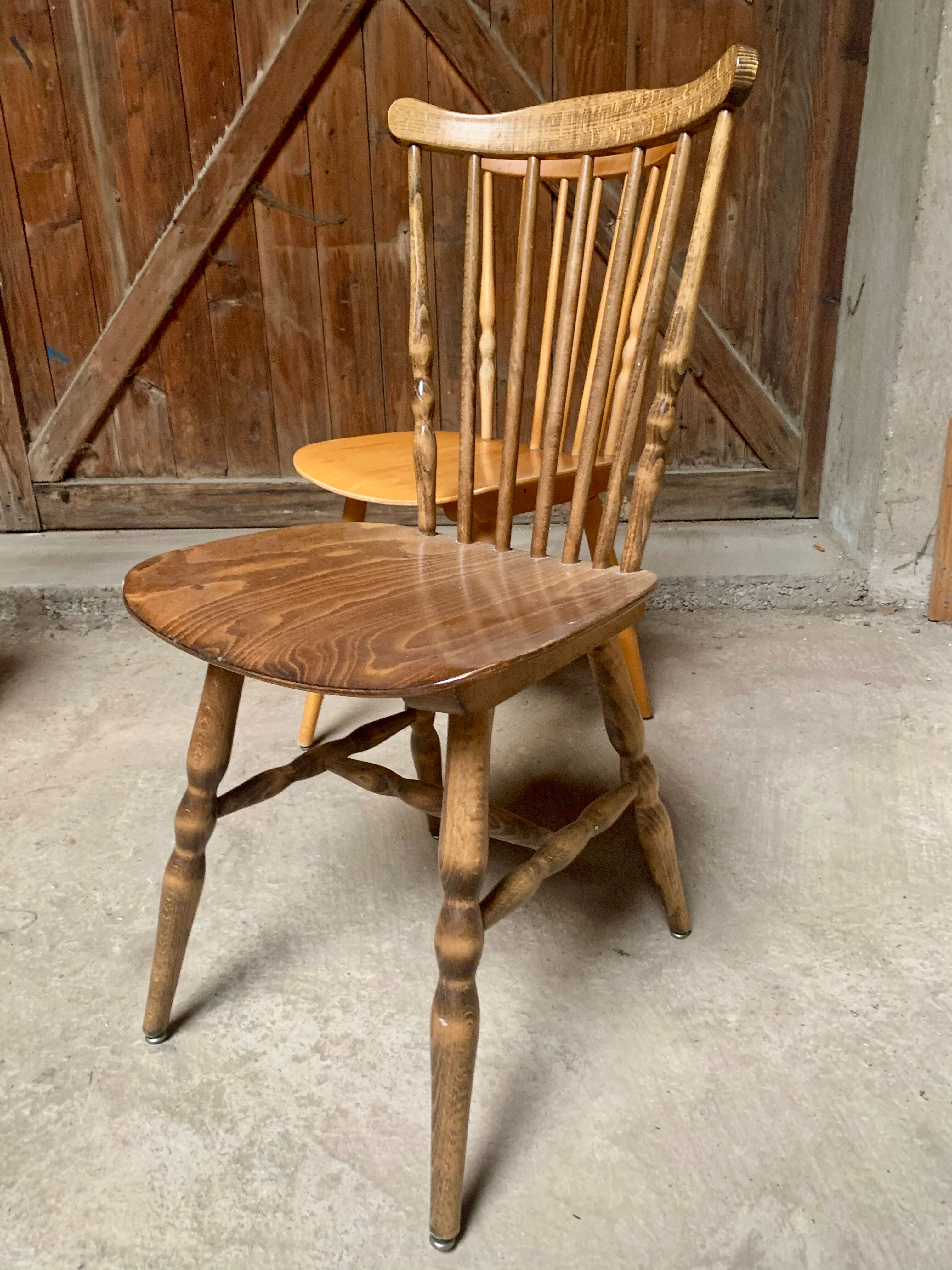 Series lot of 8 chairs bistrot Baumann modele menuet light wood dark wood