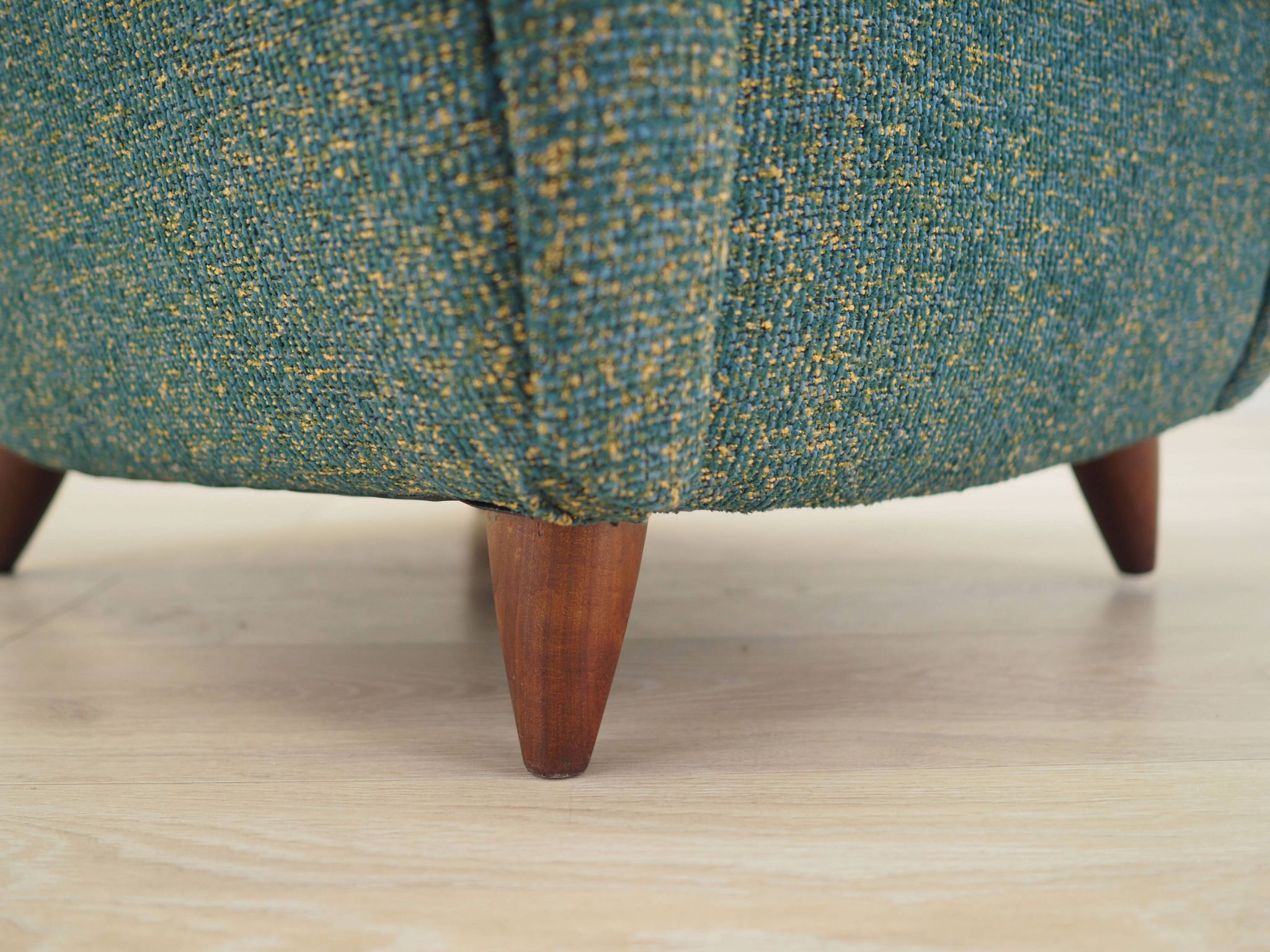 Lounge armchair, Italian design, 1970s, production: Italy