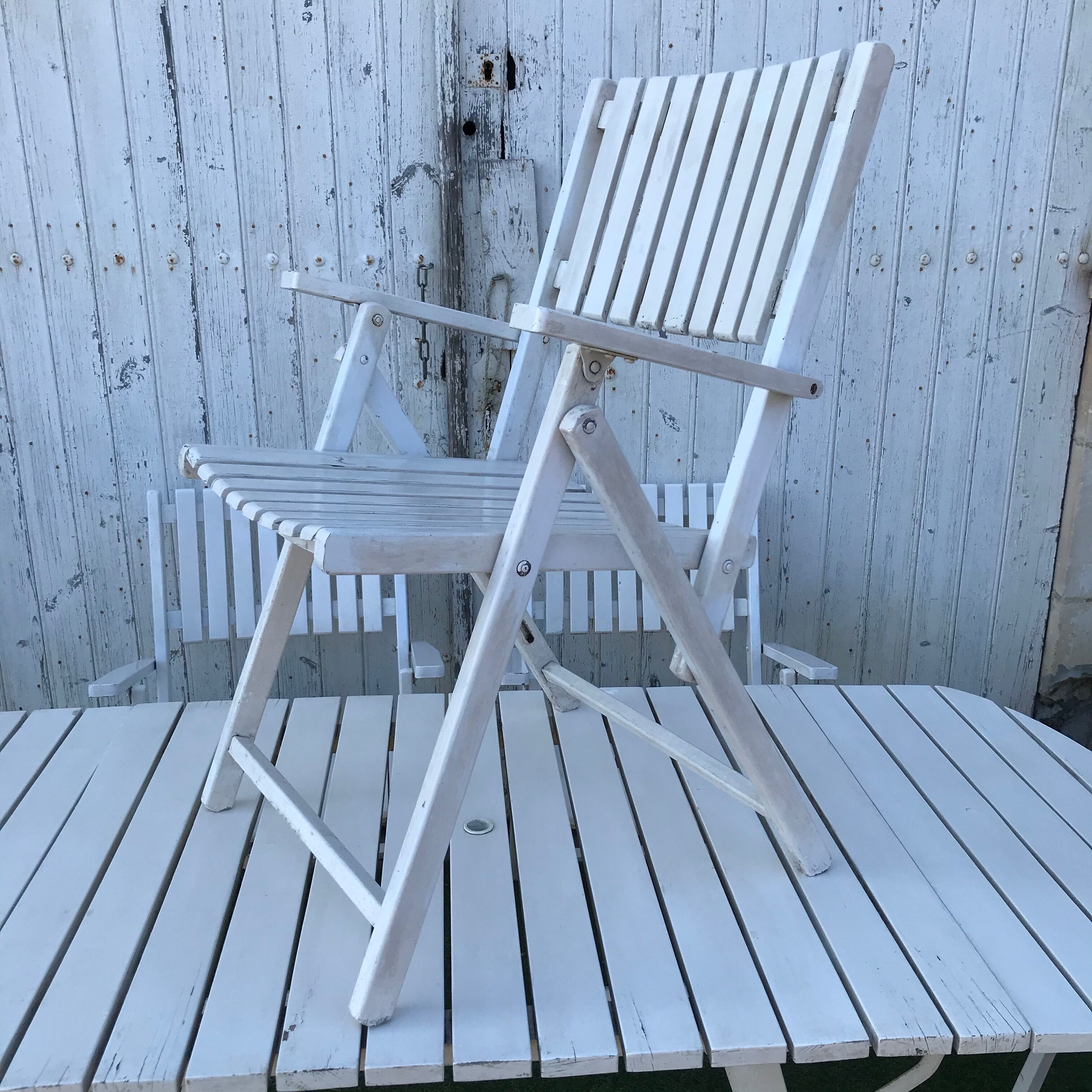 Vintage wooden garden salon