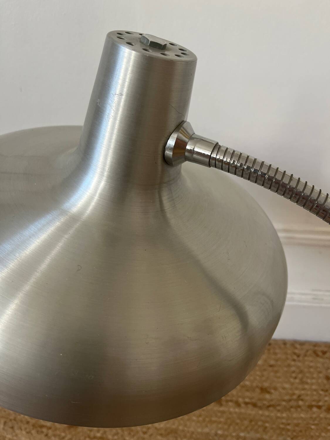 Flexible chrome metal desk lamp, 1970s