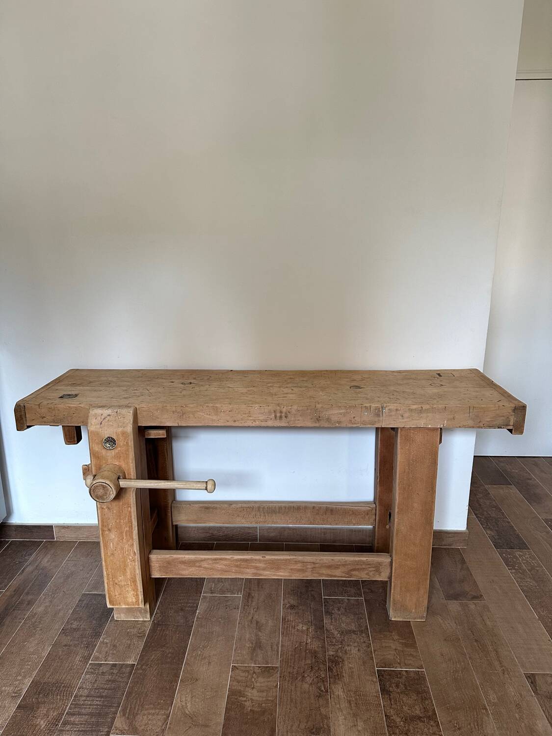 Saint-Antoine stamped carpenter's workbench