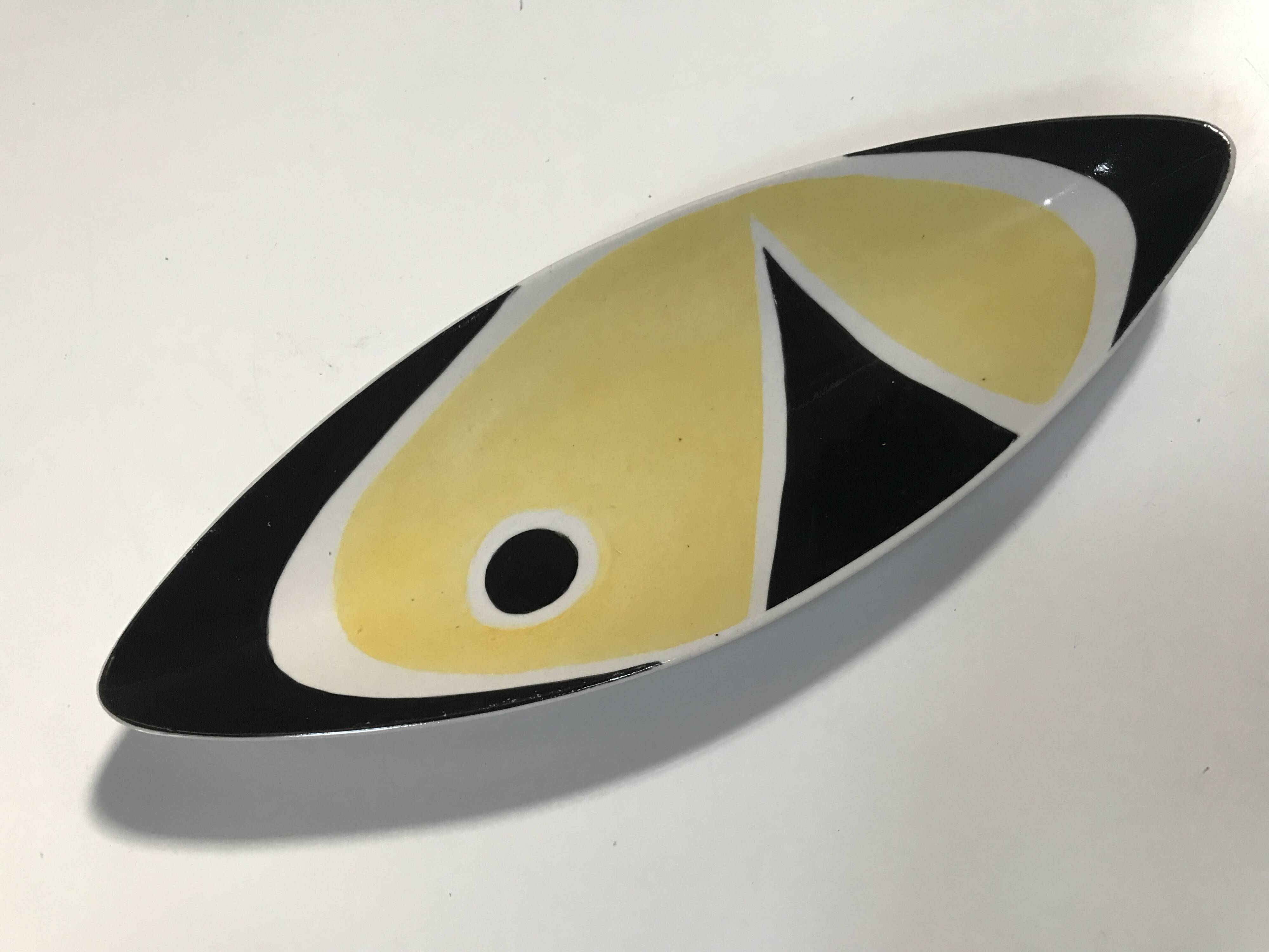 Dish • Vintage Centerpiece • “9736” • Kovács István • Zsolnay • 1962