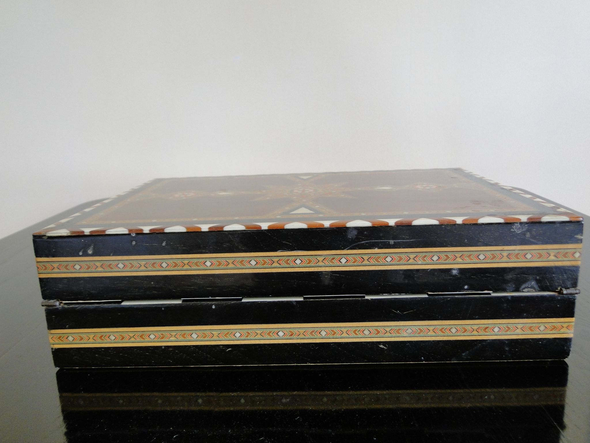 Vintage syrian chess board box wooden mosaic inlaid marquetry