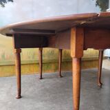 Étonnante table ovale en chêne XIX ème