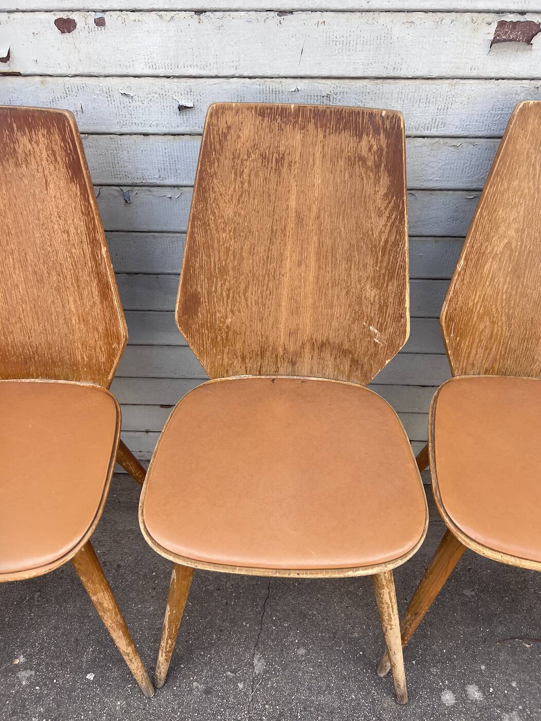 (Lot) 5 chaises vintage bois attribuées à Baumann (à restaurer)