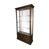 Store showcase