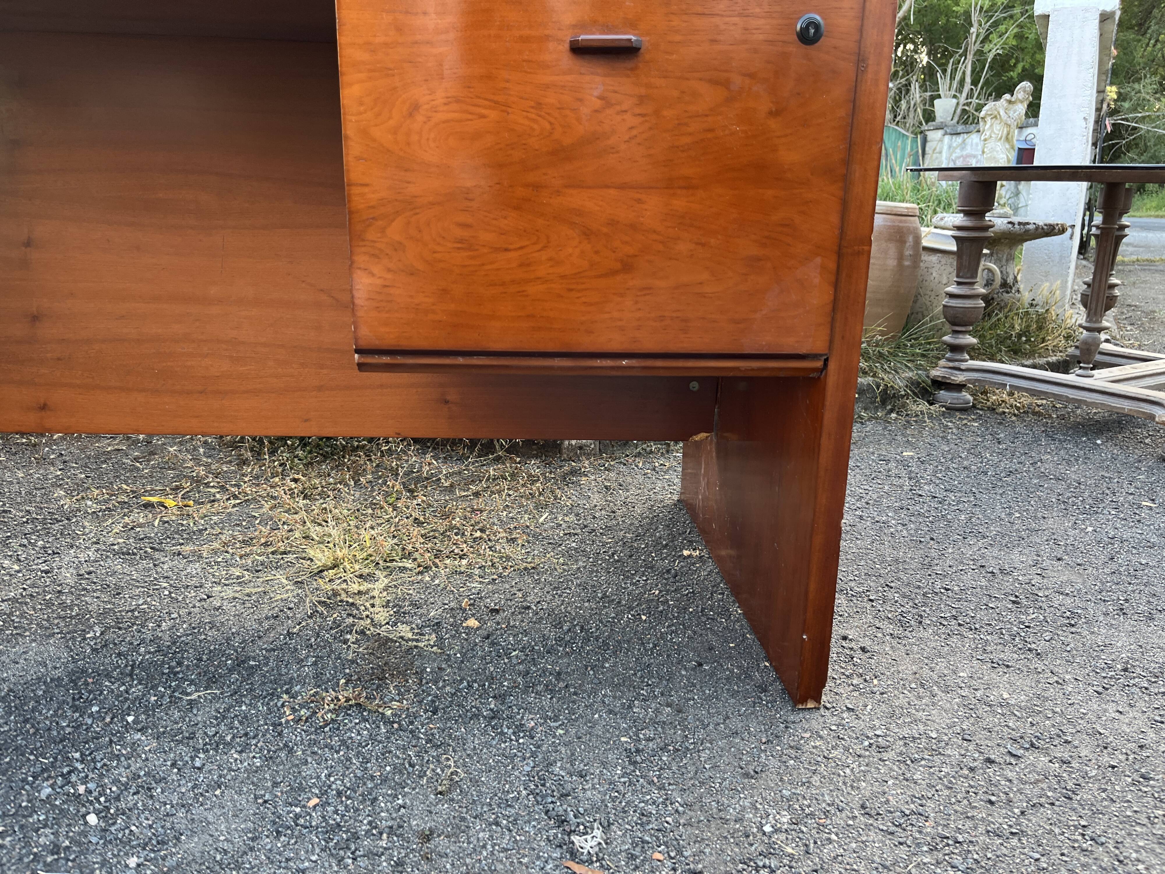 Large Vintage Modernist Desk – 1950s/1970s