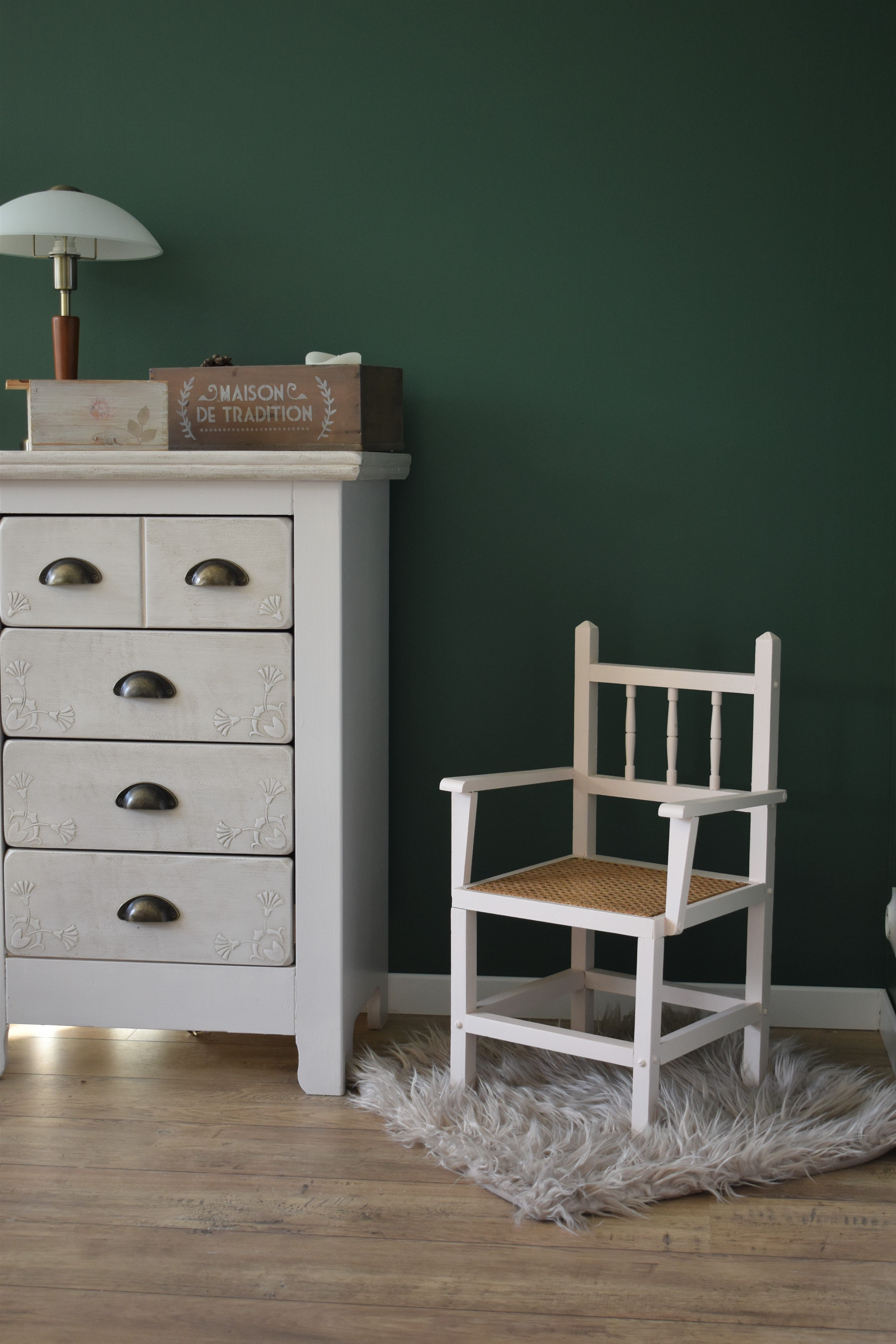 Armchair, pink beige