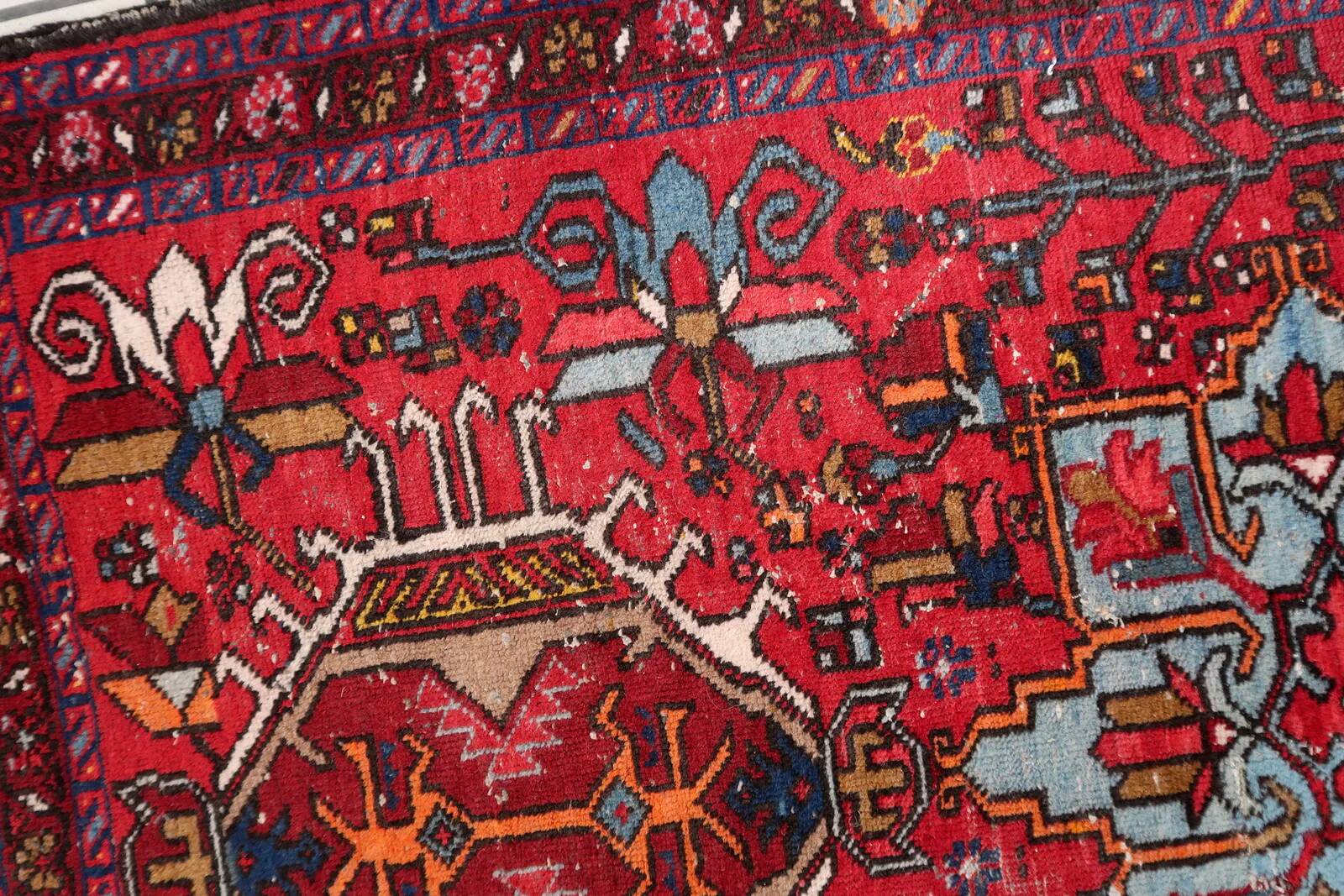 Handmade antique Persian Karajeh rug 90cm x 143cm, 1920s