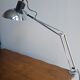 Articulated desk lamp