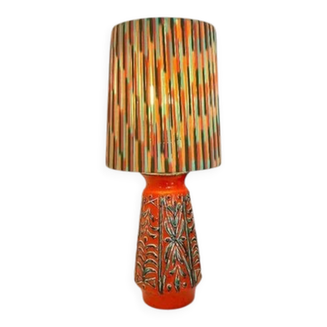 Upcycled ambient table lamp made from a Übelacker ceramic vase.