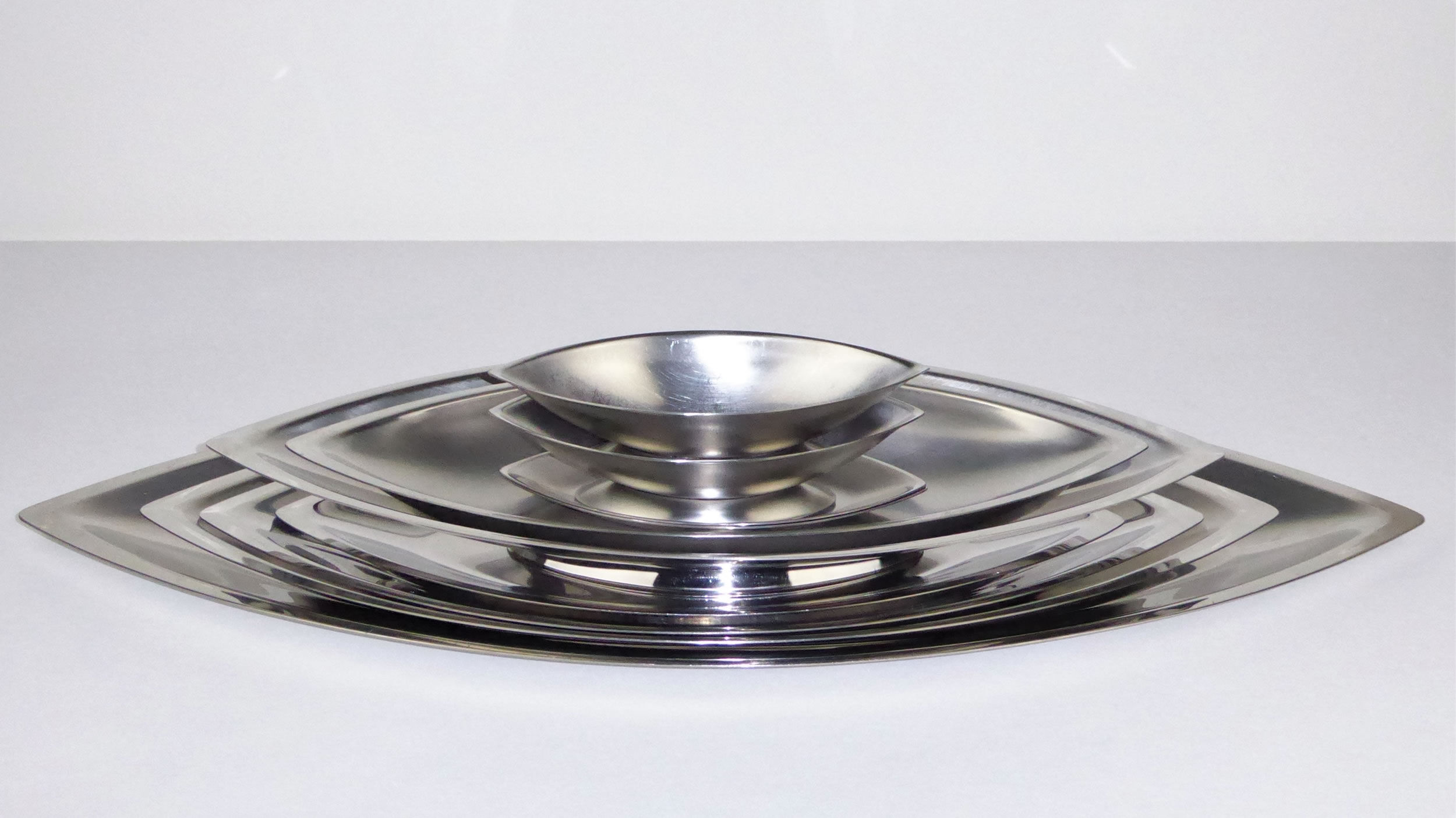 "Cosmos" dishes Guy Degrenne stainless steel 1970