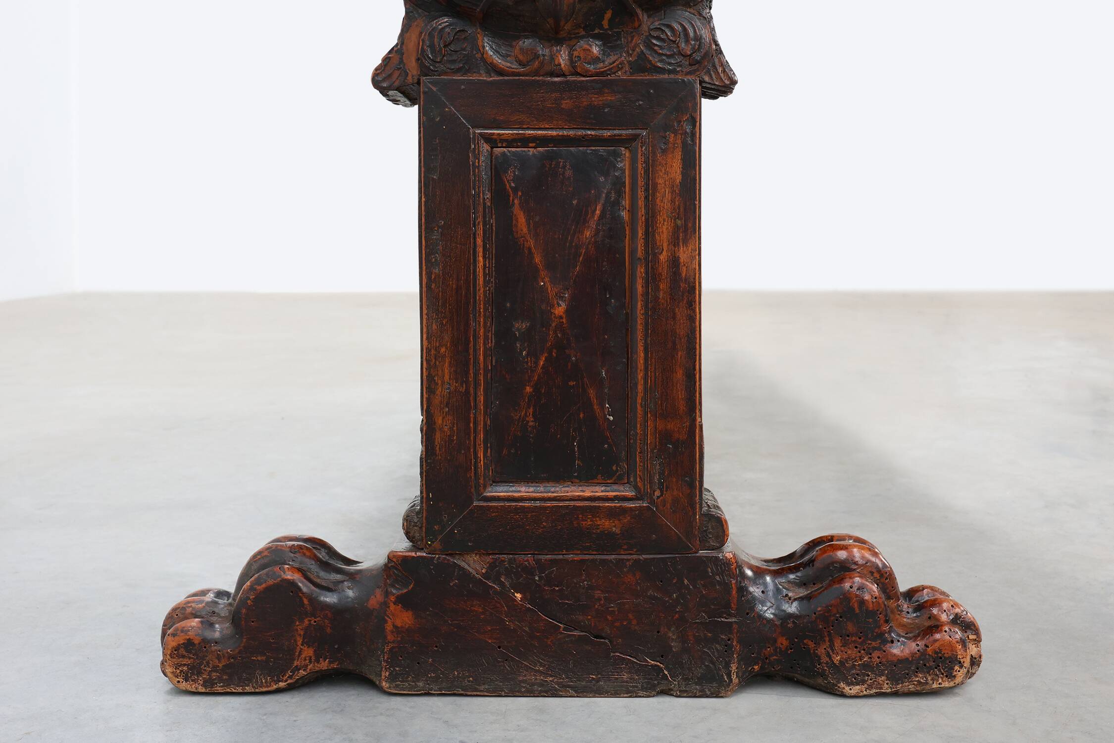 16th Century Renaissance walnut console table, Tuscan, Italy